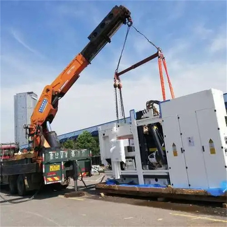 平阴县50t吊车租赁价格
